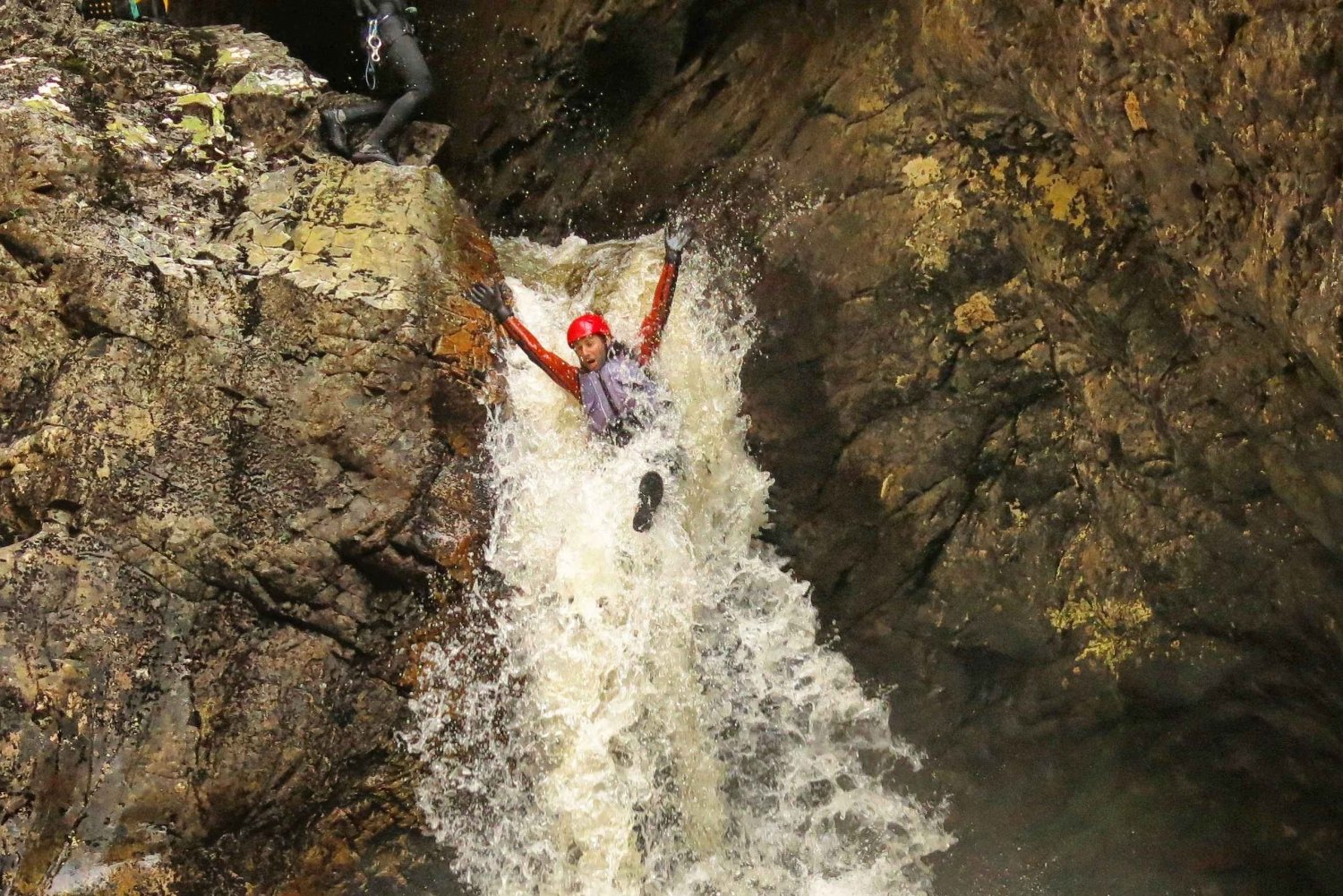 Dove Canyon FullDay Canyoning Tour at Cradle Mountain in Tasmania