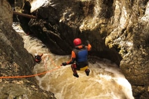 Dove Canyon - Full-Day Canyoning Tour at Cradle Mountain