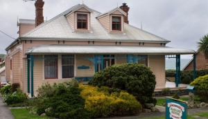 Hanlon House Bed & Breakfast