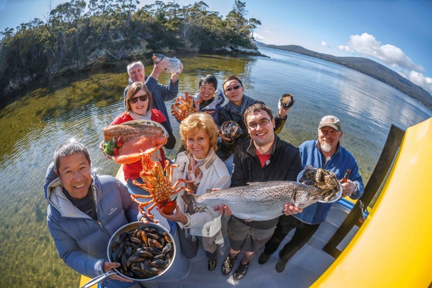 Hobart: Full-Day Tasmania Gourmet Seafood Cruise