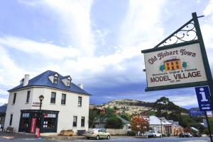 Hobart: Richmond Village Shuttle