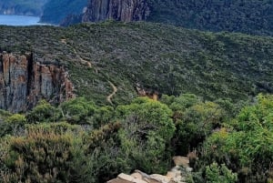 Hobart: Wineglass Bay & Cape Hauy: 2Day Coastal Walking Tour
