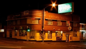 Republic Bar & Cafe