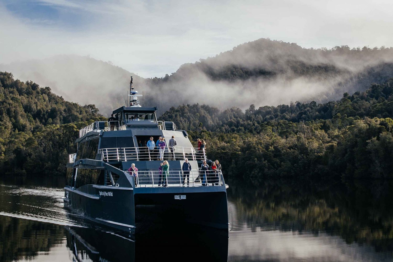 Strahan: Gordon River Cruise with Buffet Lunch