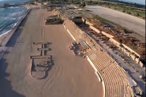 カイサリア、ハイファ、アッコ、ロシュ・ハニクラを巡る終日プライベートツアー