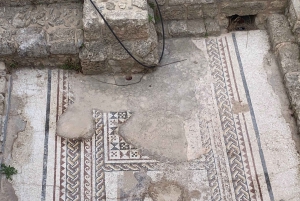 カイサリア、ハイファ、アッコ、ロシュ・ハニクラを巡る終日プライベートツアー