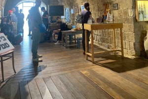 カイサリア、ハイファ、アッコ、ロシュ・ハニクラを巡る終日プライベートツアー