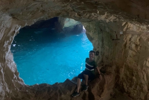 カイサリア、ハイファ、アッコ、ロシュ・ハニクラを巡る終日プライベートツアー