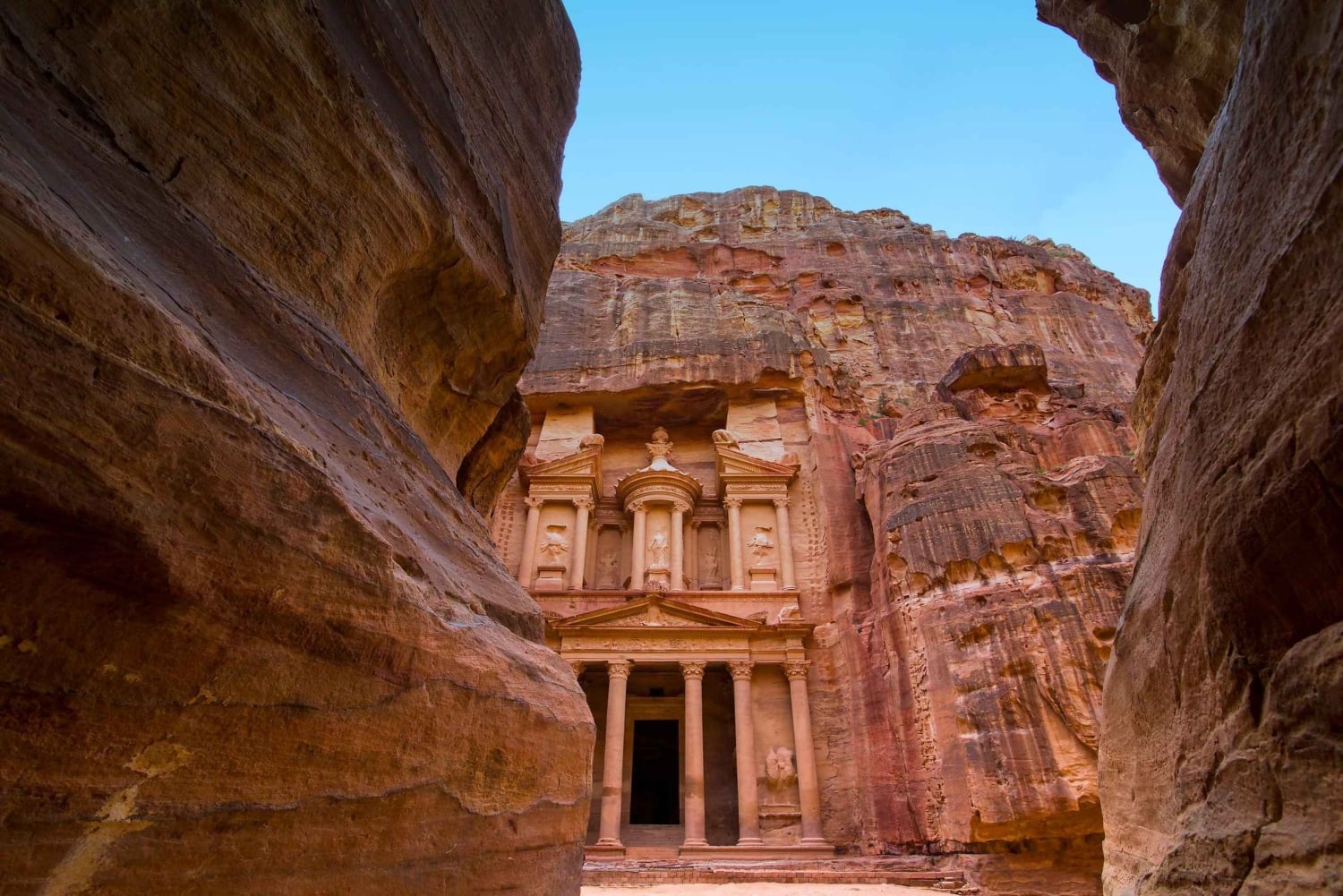 From Jerusalem: 2-Day Petra and Wadi Rum Tour to Eilat