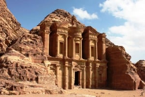 From Tel Aviv: Full-Day Trip to Petra with Roundtrip Flights