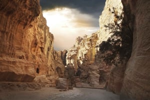 From Tel Aviv: Full-Day Trip to Petra with Roundtrip Flights