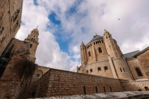 From Tel Aviv: Old & New Jerusalem Full-Day Small-Group Tour