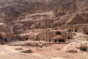 Fra Guidet heldagstur til Petra med transport