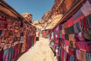From Tel Aviv: Petra 1-Day Guided Tour with Transfers