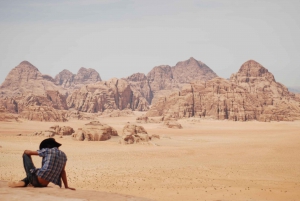Petra and Wadi Rum: 3-Day Guided Tour from Tel Aviv