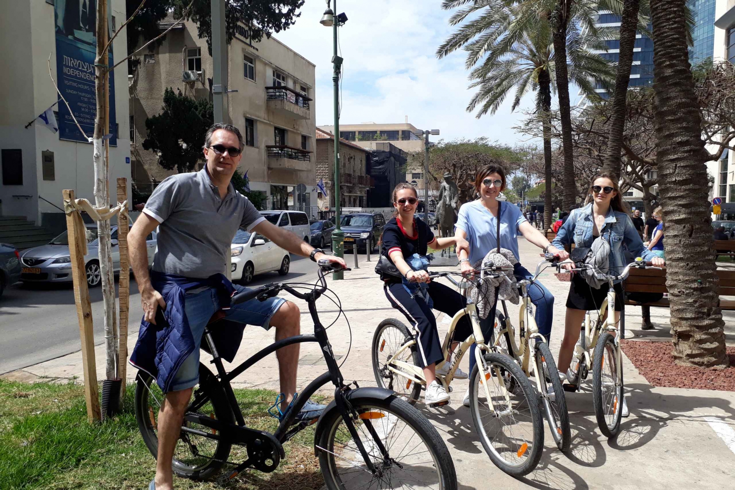 Tel Aviv: Private Bike Tour