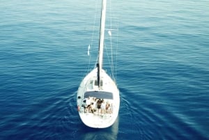 Тель-Авив: частная экскурсия на яхте с вином и гидом