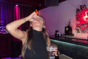 Tel Aviv: Visita a bares y vida nocturna con chupitos