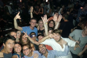 Tel Aviv: Pub Crawl med 4 stop og gratis shots
