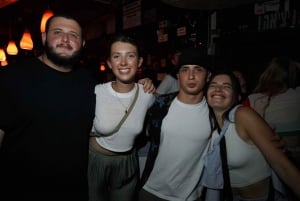 Tel Aviv: Pub Crawl com clubes, bares dançantes e shots grátis