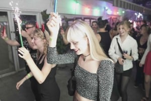 Tel Aviv: Pub Crawl med klubber, dansebarer og gratis skudd