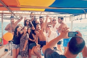Tel Aviv: Skyline Boat Cruise com parada para atividades aquáticas