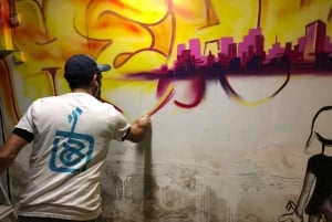 Tel Aviv: Walking Art Tour with Original Graffiti and AR
