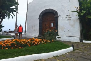 1-2 hour walking route through Puerto de la Cruz, Tenerife