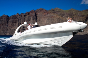 3 hour boat trip on luxury power boat