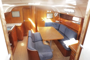 3h Whale Watching Private tour Beneteau Oceanis 440