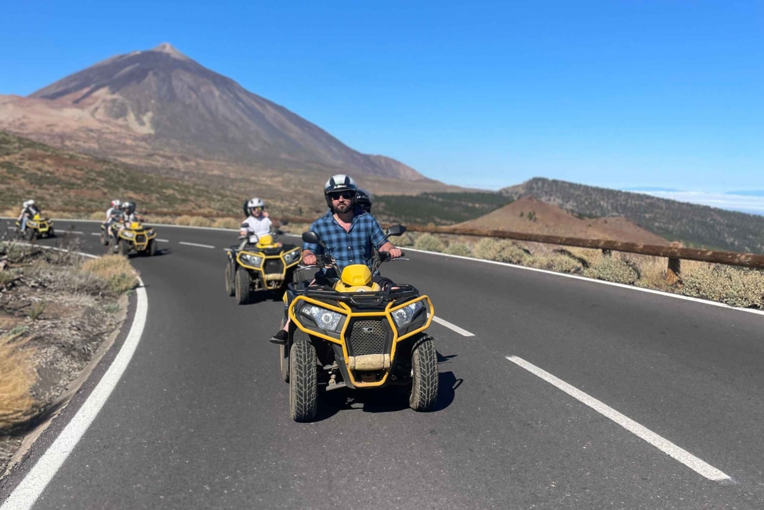 Asciende al Parque Nacional del Teide en Quad desde el Puerto de la Cruz.