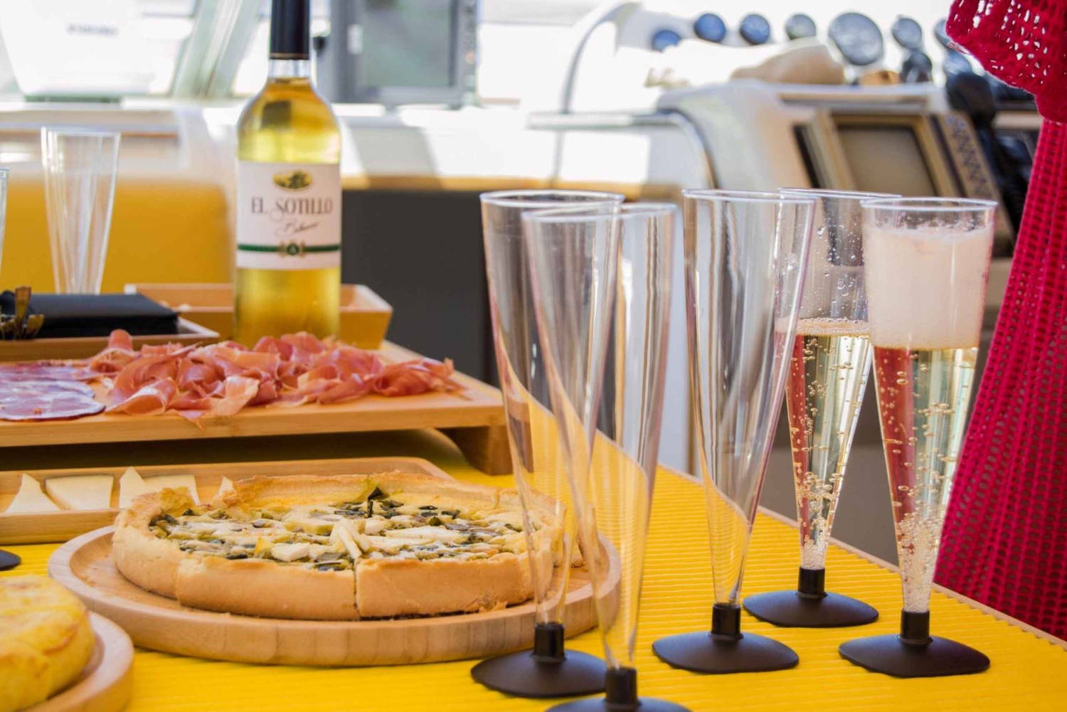 Коста-Адехе:, частный чартер, частная экскурсия