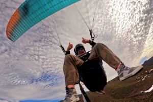 Costa Adeje: Tandemvlucht paragliding met ophaalservice