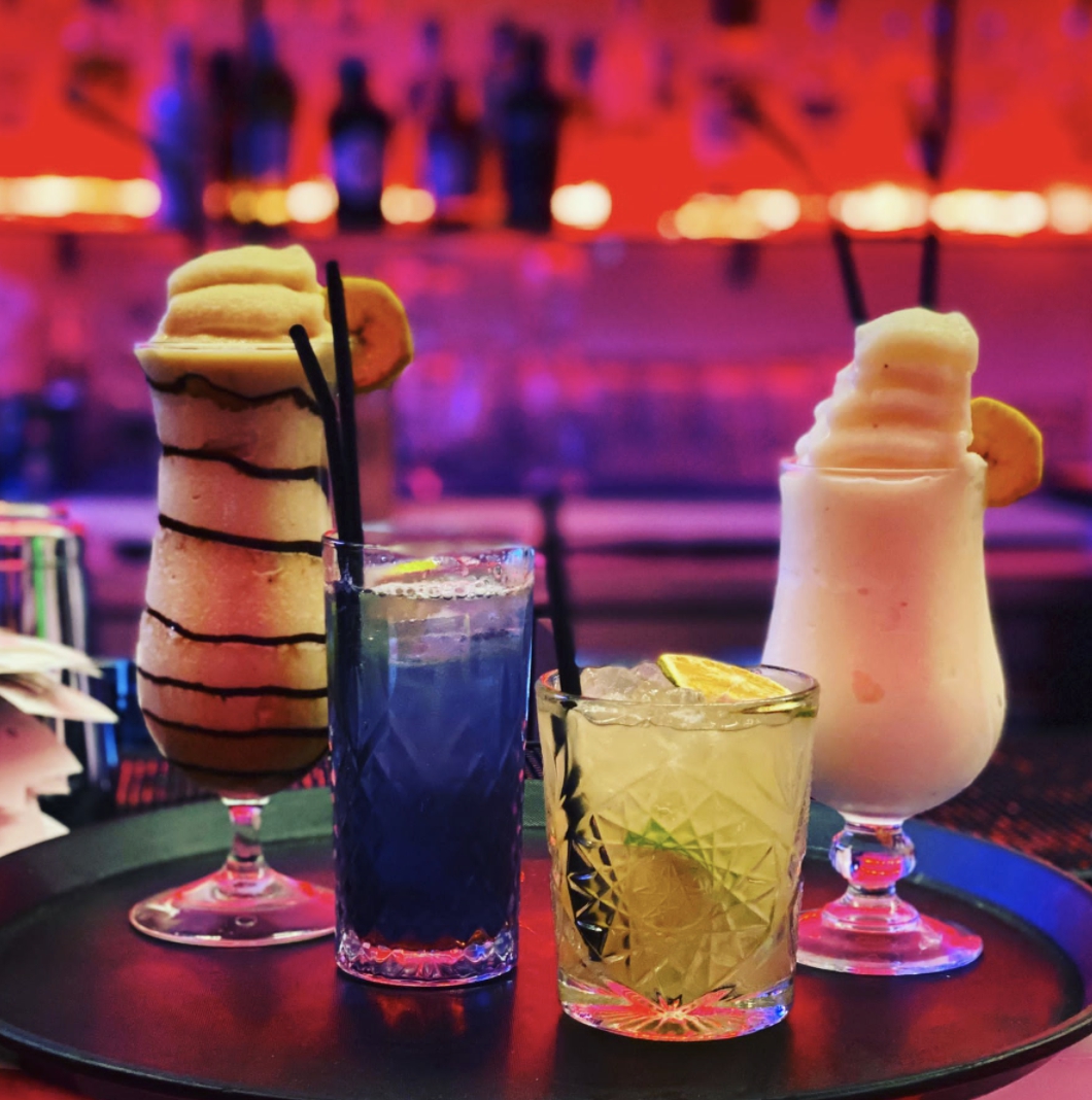 Daniel's Lounge Bar & Cocktails