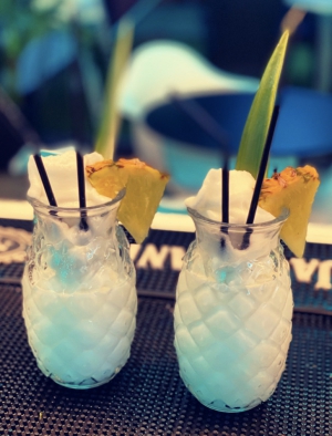 Daniel's Lounge Bar & Cocktails