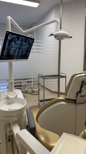 Dental Studio Tenerife, implant experts