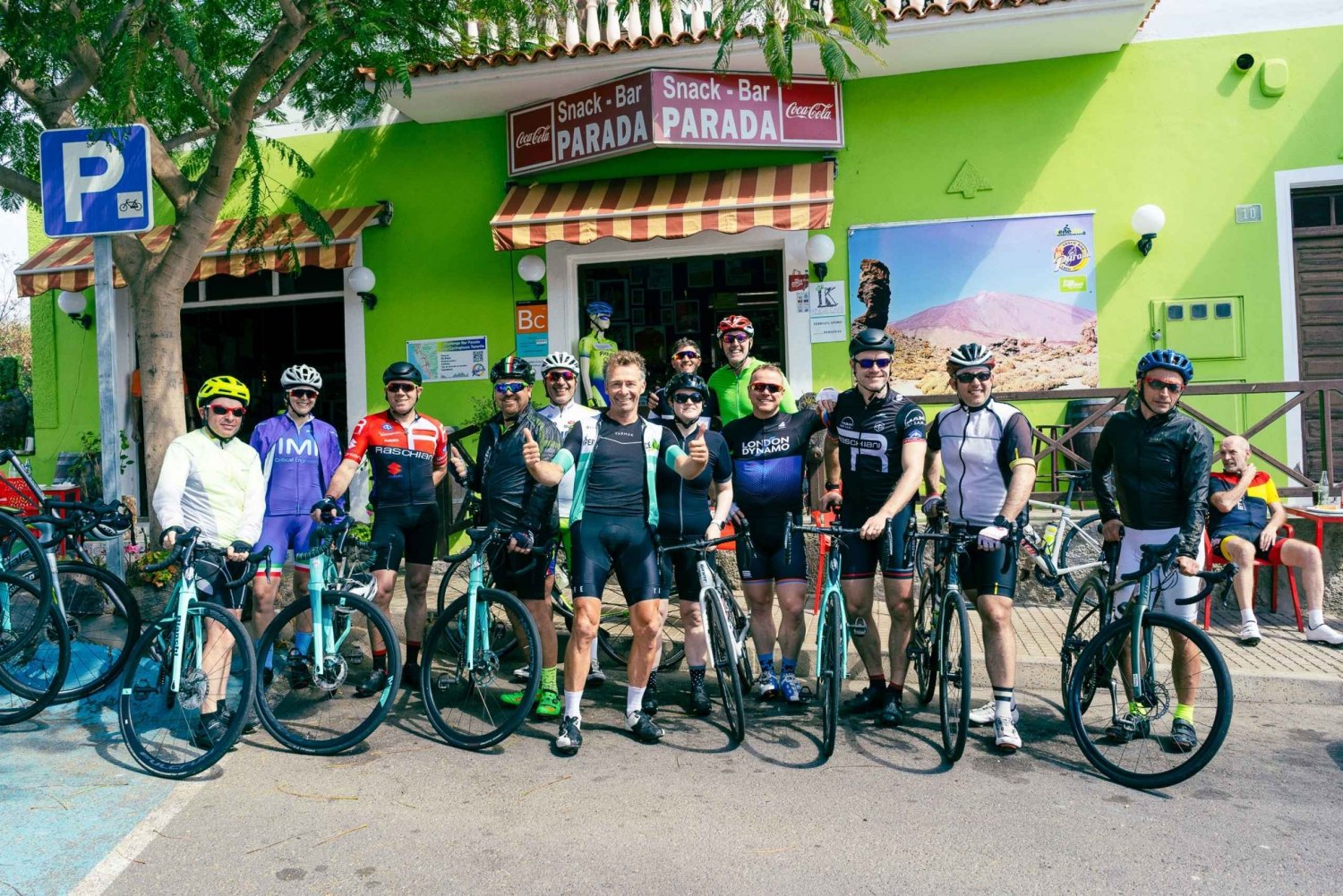 Desde Adeje: tour guiado en bicicleta por los acantilados de Los Gigantes