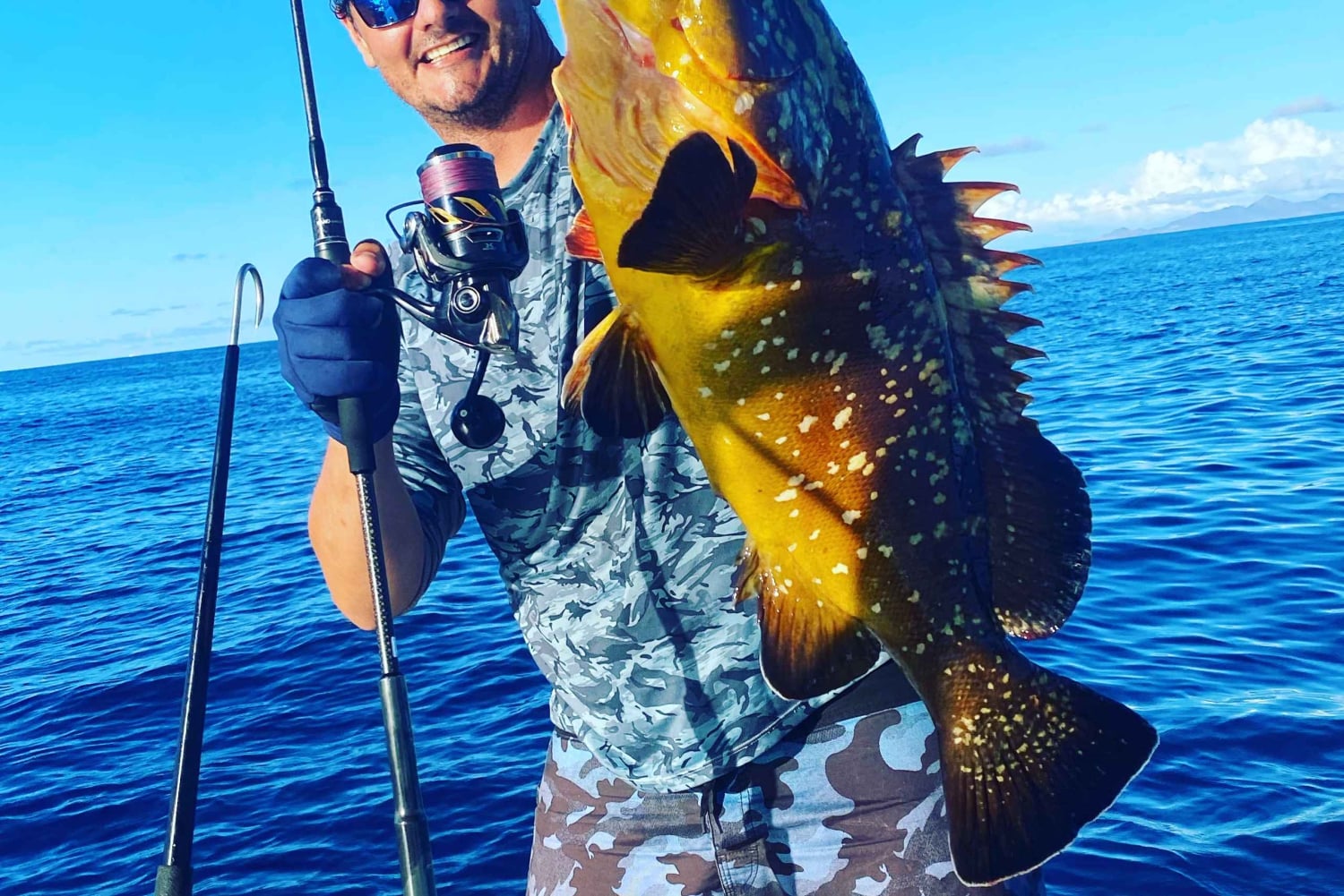 From Puerto Colón: Private Fishing Boat Charter with Lunch