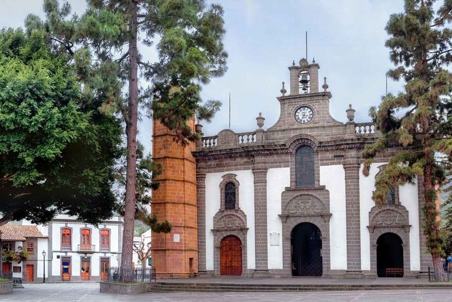 Gran Canarias Gipfel im Minibus: Firgas, Teror, Aloe Vera Tour