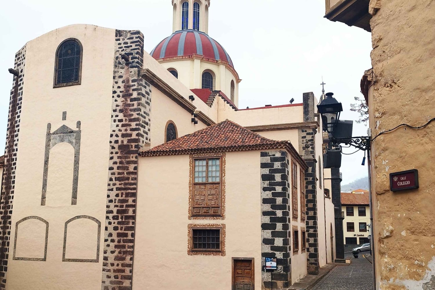 Guided walking tour in La Orotava 1:30 min, Tenerife