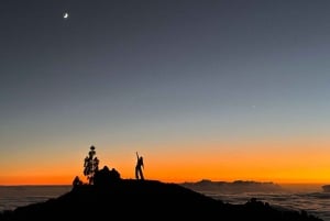 Hike under stars and Skywatching with astronomer at Teide