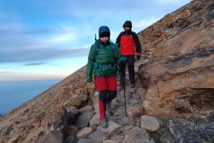 Senderismo Cumbre del Teide de noche para un amanecer y una sombra