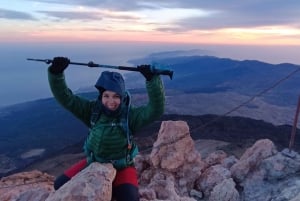 Senderismo Cumbre del Teide de noche para un amanecer y una sombra