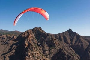 Ifonche: Paragliding mid-mountain flight (1000m)