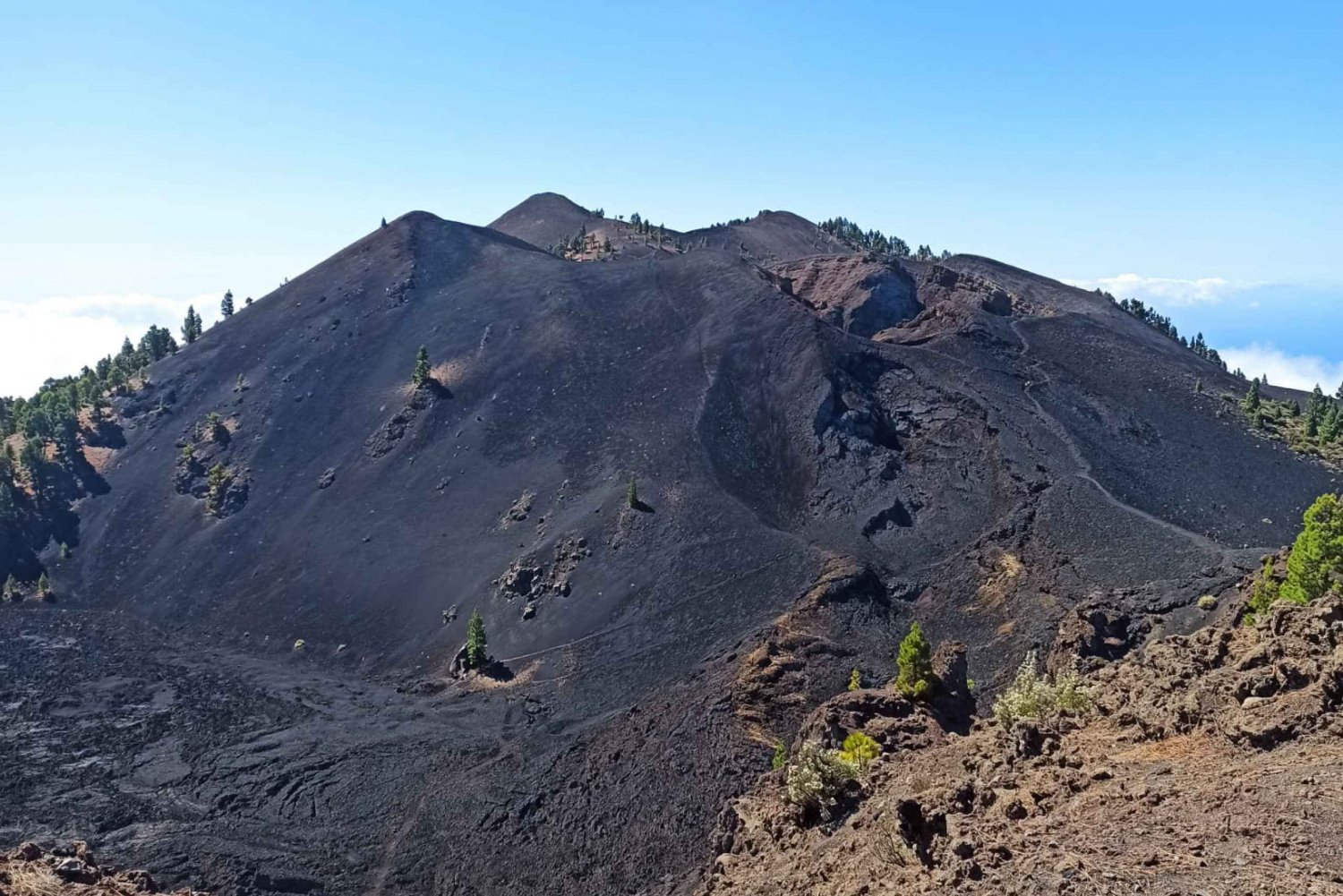 La Palma: Guided trekking tour to volcanoes south