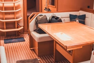 Lady Sunshine Luxury Boat Private Tour, 3, 4, 6 or 8 hours