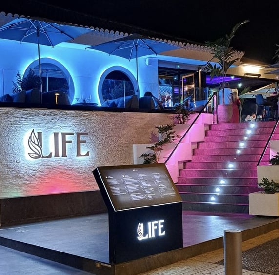 Life Lounge Terrace