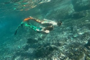 Experiencia de sirena y sesión fotográfica, incluyendo maquillaje.