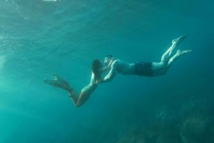 Experiencia de sirena y sesión fotográfica, incluyendo maquillaje.