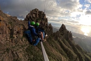 Costa Adaje: Paragliding fra 1100 meters høyde - Utrolig landskap!